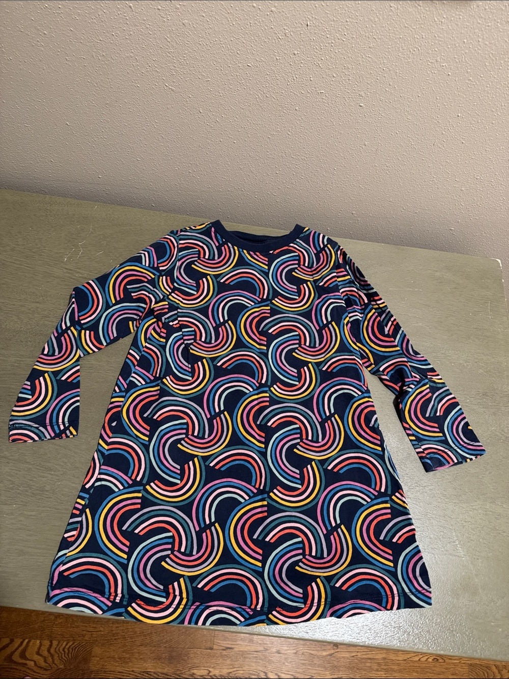 Hanna Andersson Navy Dress with Multicolor Rainbow Arcs size 110 (5)